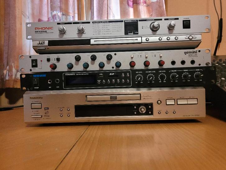 audio aparatuur in een koop, Audio, Tv en Foto, Professionele Audio-, Tv- en Video-apparatuur, Gebruikt, Audio, Ophalen