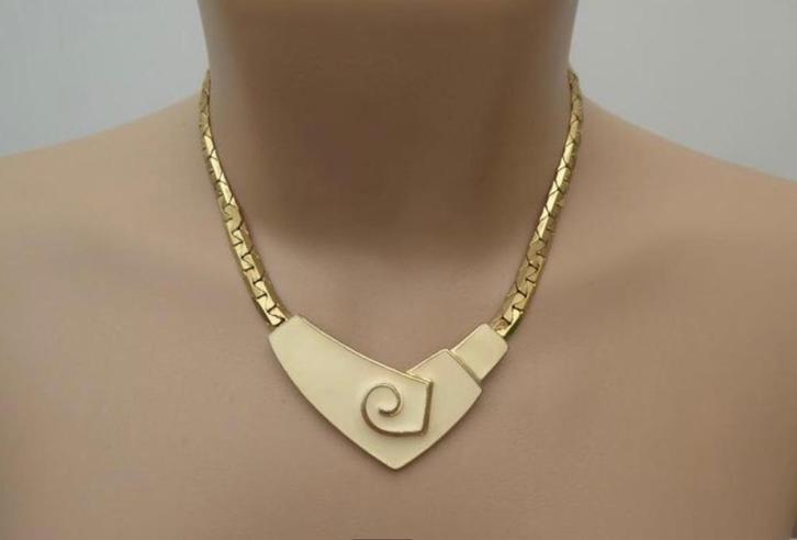 Trifari halsketting collier  - Vintage 70/80s, Sieraden, Tassen en Uiterlijk, Kettingen, Gebruikt, Overige materialen, Goud, Ophalen of Verzenden