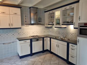 Gratis keuken - zelf demonteren - inclusief apparatuur  beschikbaar voor biedingen