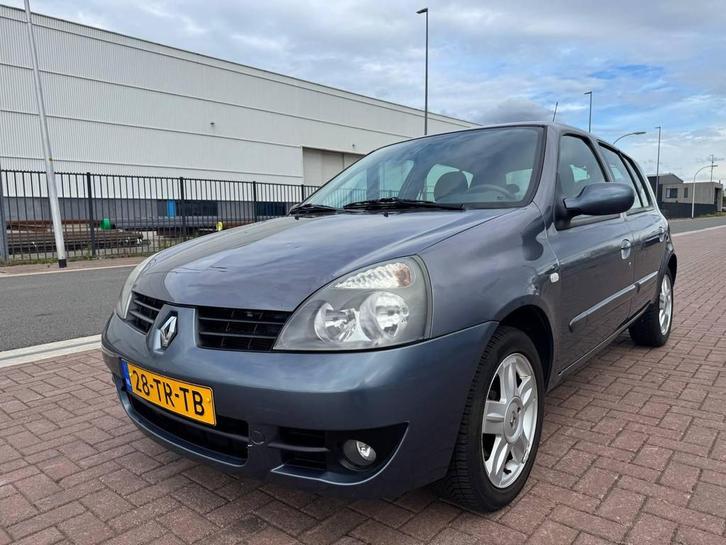 Renault Clio 1.2-16V Campus /Airco/5 drs/St.bkr/Frisse APK, Auto's, Renault, Bedrijf, Te koop, Clio, ABS, Airbags, Airconditioning