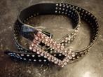 Nieuwe zwarte Lakleren Riem Strass - 105 cm lang, Nieuw, Tailleriem, Ophalen of Verzenden, 3 tot 5 cm