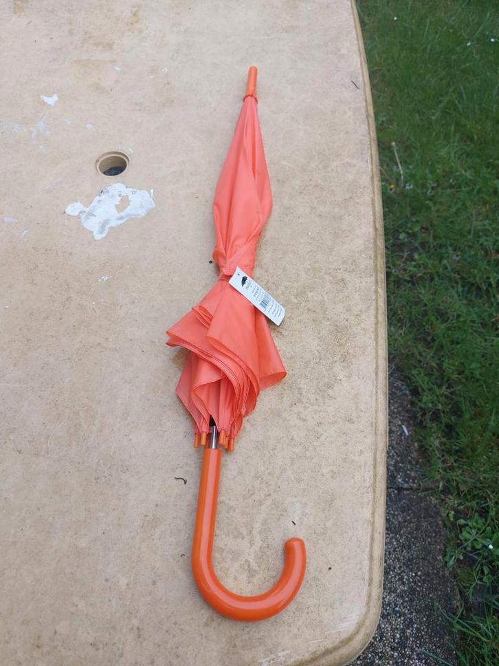 Oranje Paraplu - Compact en Handig! Op halen, Sieraden, Tassen en Uiterlijk, Paraplu's, Gebruikt, Oranje, Ophalen of Verzenden