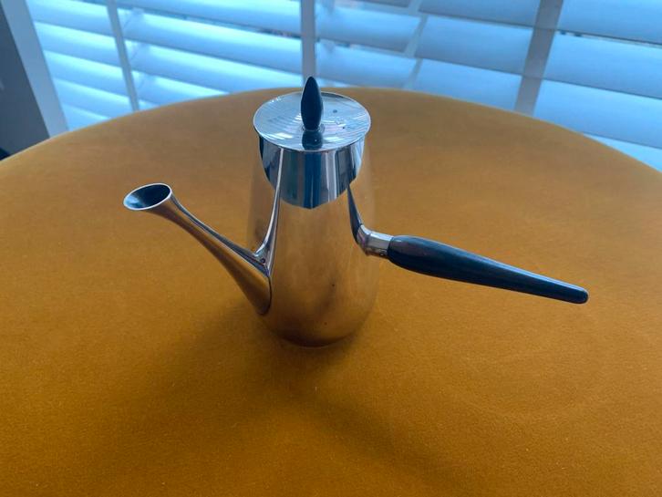 Verzilverd kannetje met houten handvat, Antiek en Kunst, Antiek | Goud en Zilver, Zilver, Ophalen of Verzenden