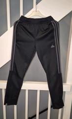 Adidas Traningsbroek Maat 152 zwart/grijs ZGAN, Ophalen of Verzenden, Zo goed als nieuw, Adidas, Jongen
