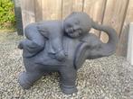 Baby Boeddha liggend op Olifant , 55x47cm, Tuin en Terras, Ophalen, Nieuw, Beton, Dierenbeeld
