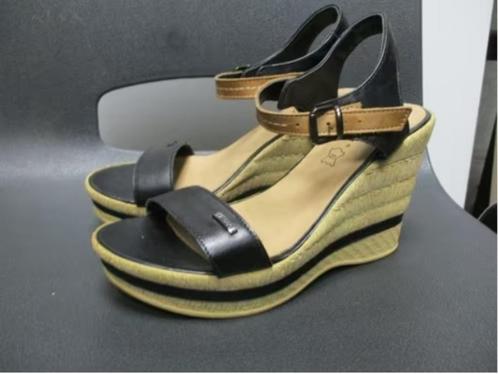 LASOCKI ECHT LEREN ZOMER SCHOENEN maat 37 NIEUW, Kleding | Dames, Schoenen, Nieuw, Sandalen of Muiltjes, Zwart, Ophalen of Verzenden