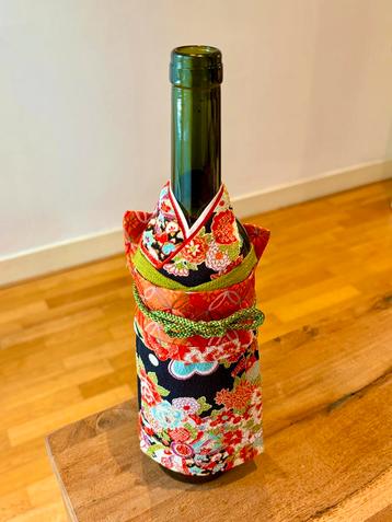 Fles Kimono beschikbaar voor biedingen