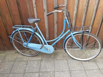 Omafiets / Transsportfiets / damesfiets Batavus Old Dutch beschikbaar voor biedingen