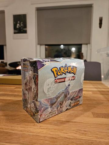 Pokémon Booster Box: Chilling Reign beschikbaar voor biedingen