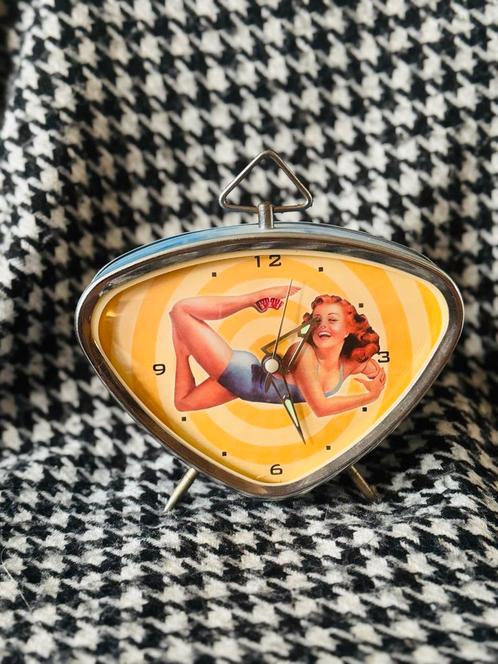 Retro Wekker met Pin-Up Girl, Jaren '70, Antiek en Kunst, Antiek | Klokken, Ophalen of Verzenden