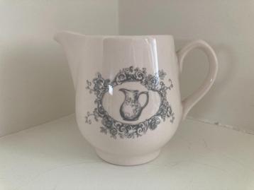 Melk/roomkannetje - Lyndsay's Dreams & Wishes beschikbaar voor biedingen