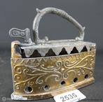 Online Veiling: Antieke koper met tin strijkijzer, Antiek en Kunst, Antiek | Tin