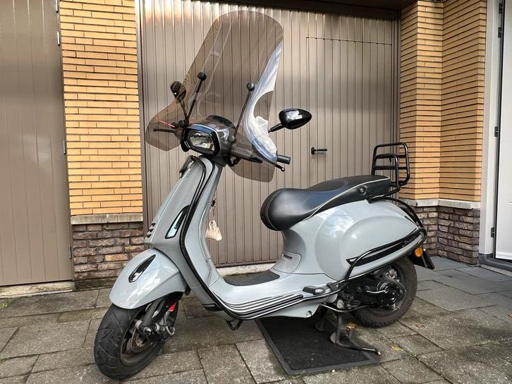 Vespa Sprint Nardo Grey, Fietsen en Brommers, Scooters | Vespa, Gebruikt, Overige modellen, Maximaal 25 km/u, Benzine, Ophalen