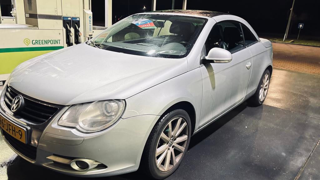 Volkswagen Eos 2.0 16V FSI INRUIL Golf  MOGELIJK, Voorwielaandrijving, 4 cilinders, 4 stoelen, Origineel Nederlands