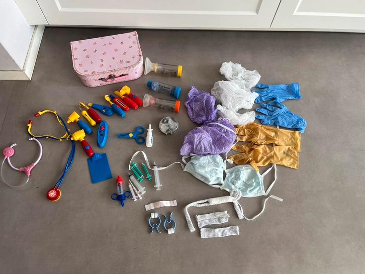 Dokterspullen dokterspelen, Kinderen en Baby's, Speelgoed | Overig, Gebruikt, Jongen of Meisje, Ophalen of Verzenden