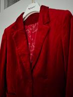 Fluweel rood getailleerd jasje maat: M, Kleding | Dames, Jasjes, Kostuums en Pakken, Maat 38/40 (M), Ophalen of Verzenden, Zo goed als nieuw