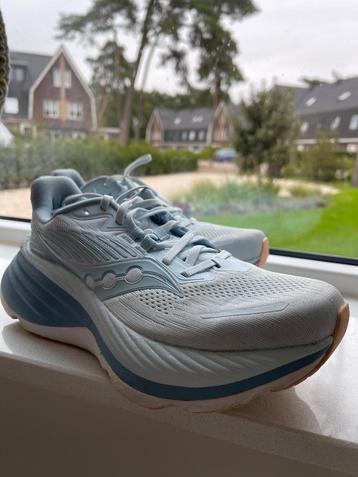 Saucony hardloopschoenen MAAT 39 beschikbaar voor biedingen
