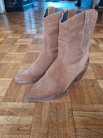 Korte Suede Laarsjes - Enkellaarsjes, Kleding | Dames, Ophalen, Bruin, Lage of Enkellaarzen, Zo goed als nieuw
