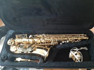 Alt saxofoon. Stewart Ellis beschikbaar voor biedingen