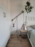 Industriele vloerlamp, Huis en Inrichting, Ophalen, Zo goed als nieuw, 150 tot 200 cm