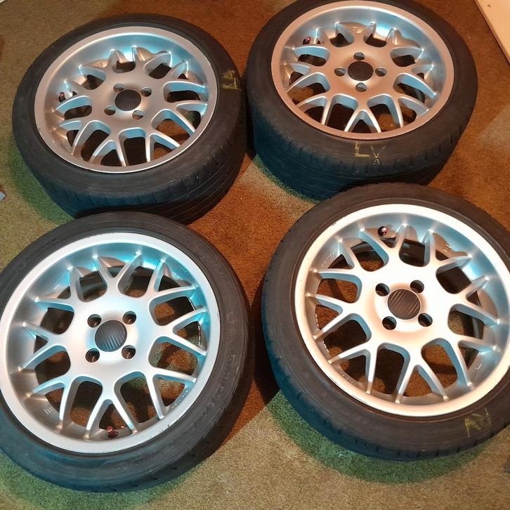 Renault Kangoo 16 inch wielen 4×100/7.5J/ET25 info in foto's, Auto-onderdelen, Ophanging en Onderstel, Renault, Gebruikt, Ophalen of Verzenden