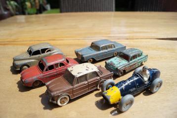 Dinky toys  6 stuks bespeeld. jaren 50/60 Geen Atlas beschikbaar voor biedingen