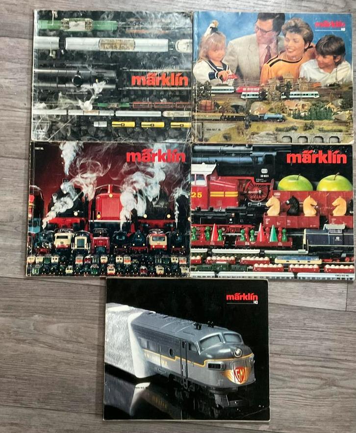 Marklin  5 X catalogussen, Hobby en Vrije tijd, Modeltreinen | H0, Gebruikt, Boek, Tijdschrift of Catalogus, Wisselstroom, Märklin