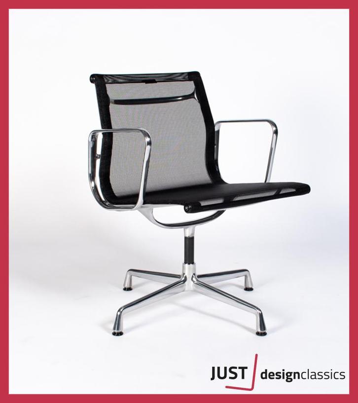 Vitra Eames ea108 Zwart Netweave Gepolijst voorraad 2, Huis en Inrichting, Stoelen, Zo goed als nieuw