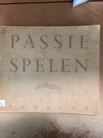 boekje passiespelen tegelen 1950? veel fotos van spelers, Gelezen, Ophalen of Verzenden, Christendom | Katholiek