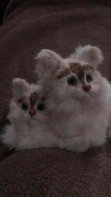 Vintage poes met kitten, konijnenbont beschikbaar voor biedingen