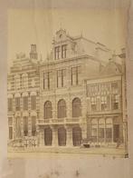 Ingelijste foto van societeit Mutua Fides, Groningen - 1890, Gebruikt, Foto, Ophalen of Verzenden, Gebouw