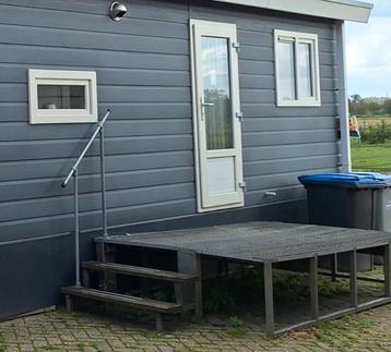 Opstap/bordes stacaravan/chalet beschikbaar voor biedingen