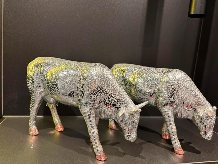 CowParade koe Mira Moo silver 2 stuks, Antiek en Kunst, Kunst | Designobjecten, Ophalen of Verzenden