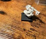 Warhammer dwarf runesmith / dwarfs rune priest, Hobby en Vrije tijd, Wargaming, Ophalen of Verzenden, Nieuw, Warhammer, Figuurtje(s)