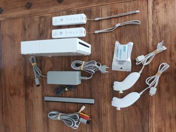 Nintendo Wii incl 20 spellen 2 controllers HDMI beschikbaar voor biedingen