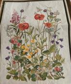 Bloemen met klaprozen, Ophalen of Verzenden, Zo goed als nieuw, Patroon