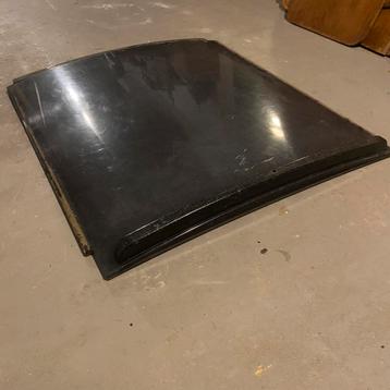 Bootluik 85 x 77 cm. polycarbonaat incl gebogen schuiflatten beschikbaar voor biedingen