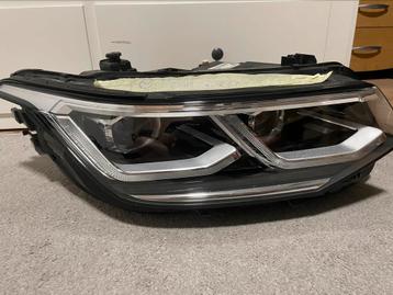 Volkswagen Tiguan koplamp beschikbaar voor biedingen