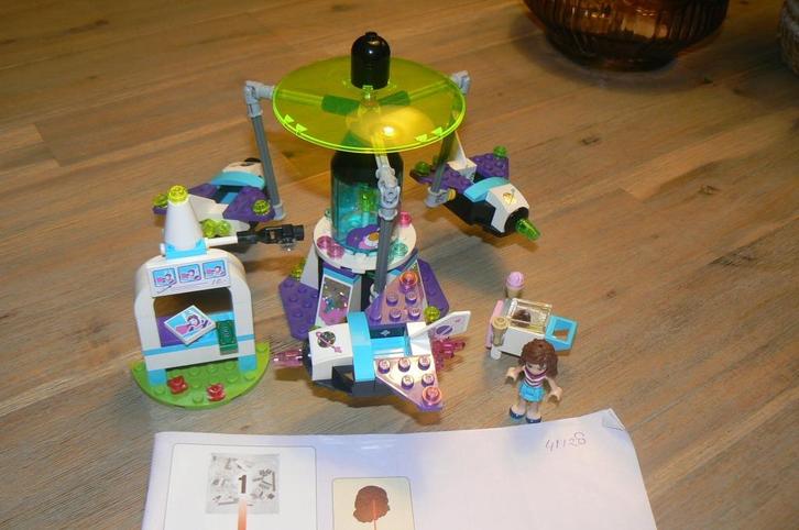 Te koop: Lego Friends/Disney Frozen/Elves 5 stuks, Kinderen en Baby's, Speelgoed | Duplo en Lego, Gebruikt, Lego, Ophalen of Verzenden