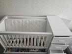 Nieuw Babybed met Commode, Kinderen en Baby's, Babywiegjes en Ledikanten, Ophalen of Verzenden, Nieuw, Ledikant