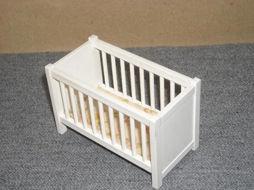 Lundby babybedje, Verzamelen, Poppenhuizen en Toebehoren, Gebruikt, Poppenhuis, Ophalen of Verzenden