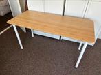 Bureau tafel IKEA wit metalen poten bamboe bovenblad, Huis en Inrichting, Bureaus, Ophalen, Zo goed als nieuw