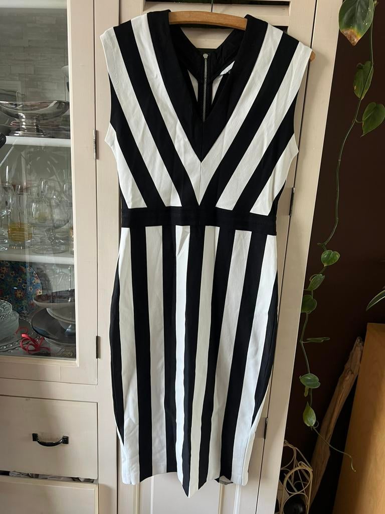 Zwart witte jurk, Ophalen of Verzenden, Zo goed als nieuw, Zwart, Boven de knie