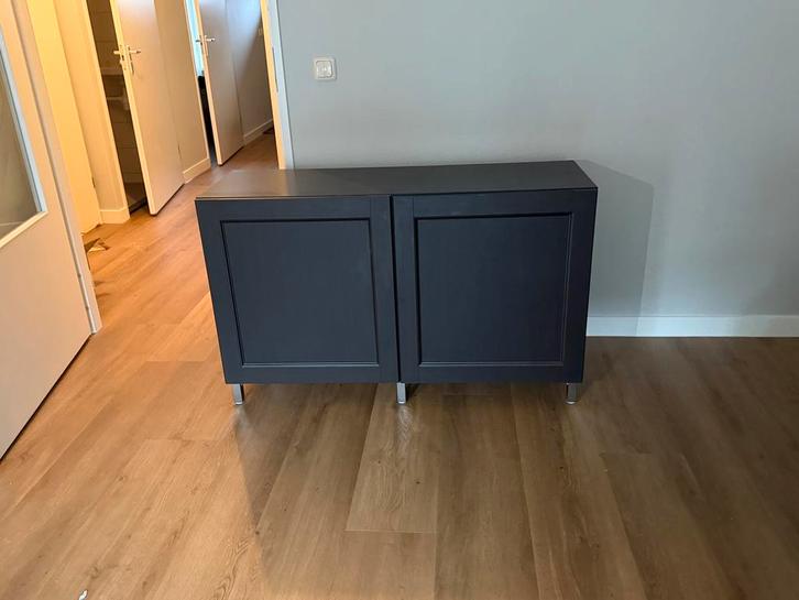 Zgan IKEA Dressoir Besta bruin- 120x36x74cm, Huis en Inrichting, Kasten | Dressoirs, Gebruikt, 100 tot 150 cm, 25 tot 50 cm, Met deur(en)