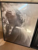 Taylor Swift lithograph te koop, Verzamelen, Posters, Ophalen, Zo goed als nieuw, Rechthoekig Staand, Met lijst