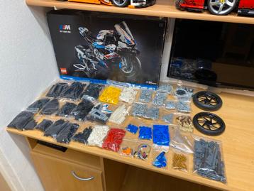Lego Technic 42130 BMW M 100 RR beschikbaar voor biedingen