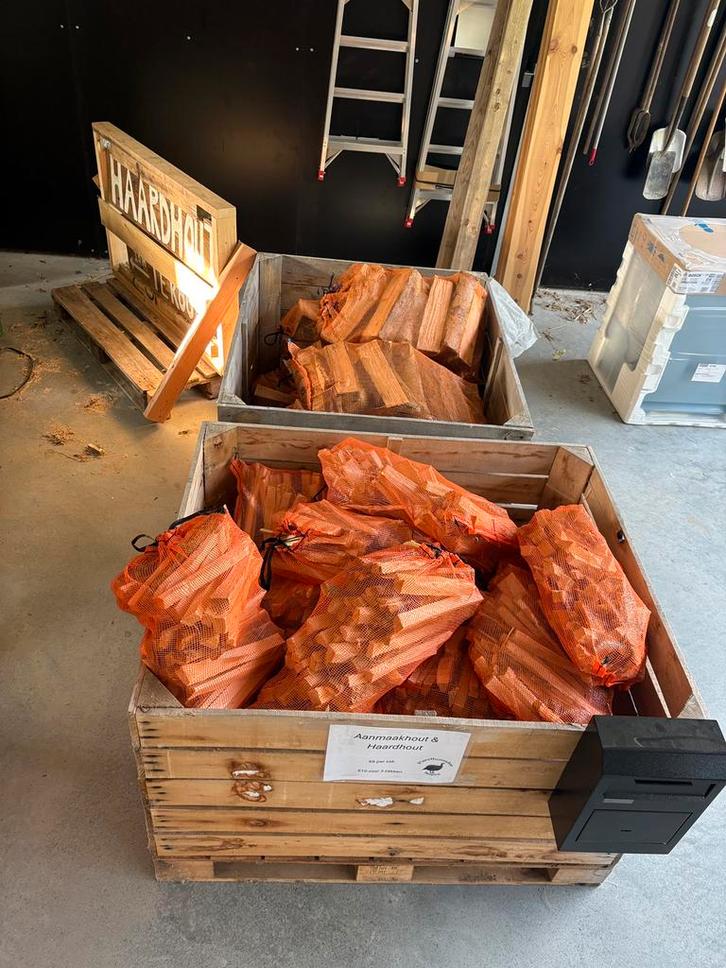 Haardhout in zakken, Tuin en Terras, Haardhout, Blokken, Overige houtsoorten, Minder dan 3 m³, Ophalen