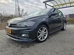 Volkswagen Polo 1.0 TSI 95PK 2018 Zwart, Auto's, Voorwielaandrijving, 40 €/maand, Zwart, Handgeschakeld