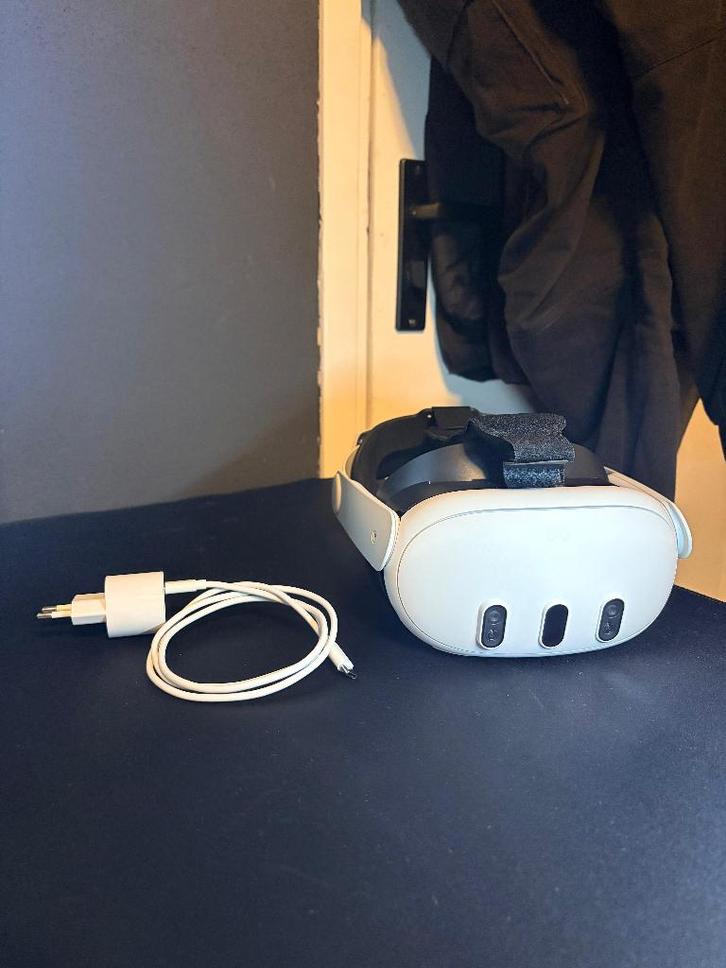 Meta Quest 3 128GB + accessoires, Spelcomputers en Games, Virtual Reality, Zo goed als nieuw, Pc, VR-bril, Ophalen of Verzenden