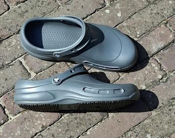 Crocs m12 werkklomp voor horeca en gezondheidszorg beschikbaar voor biedingen